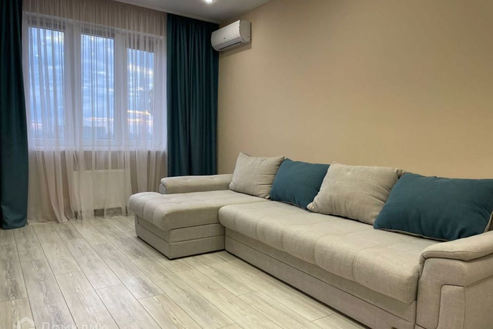 Продаётся 1-комнатная квартира, 41 м²