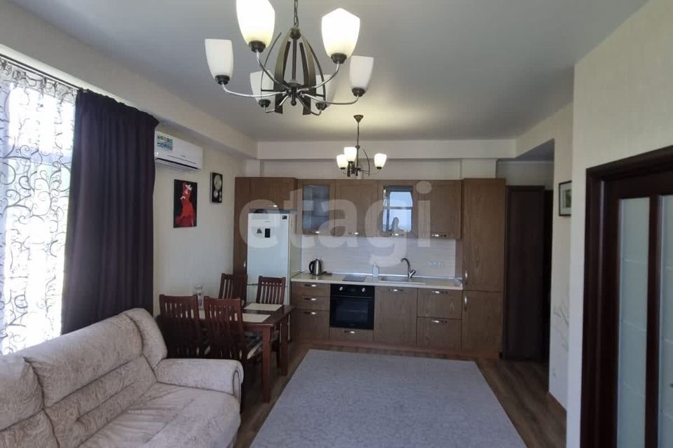Продаётся 1-комнатная квартира, 46.7 м²