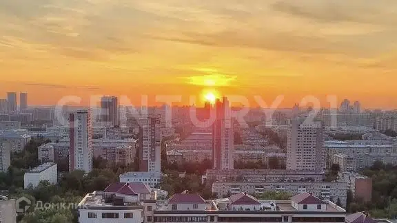 Продаётся 2-комнатная квартира, 101.7 м²