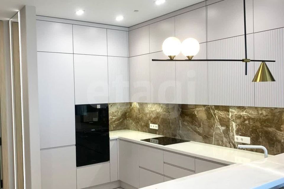 Продаётся 2-комнатная квартира, 85.7 м²