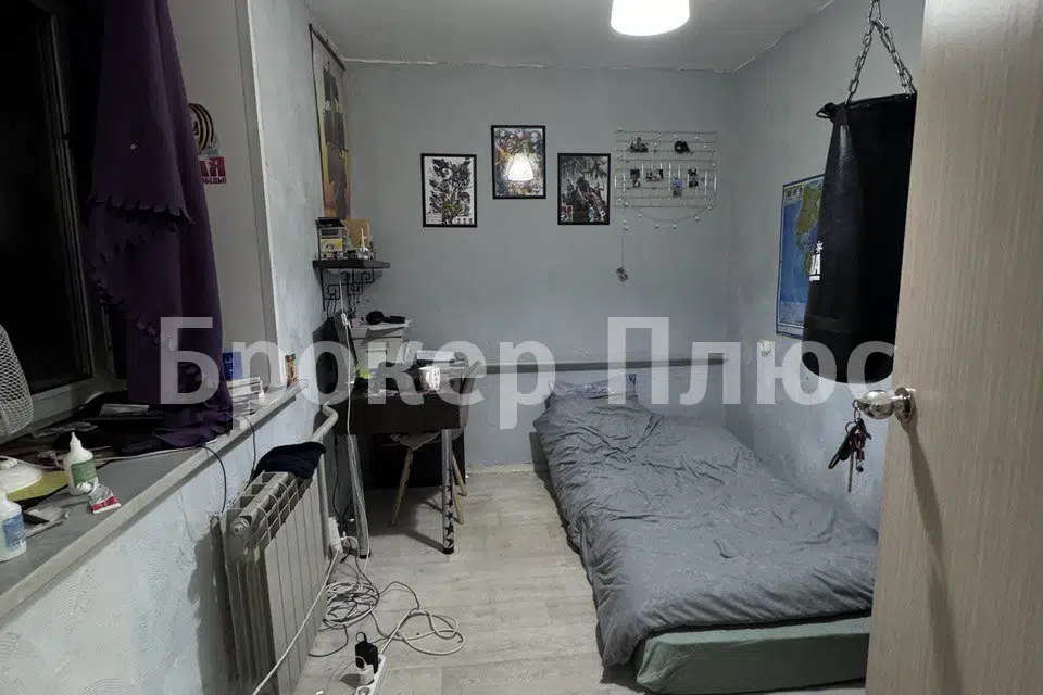 Продаётся 4-комнатная квартира, 64.5 м²