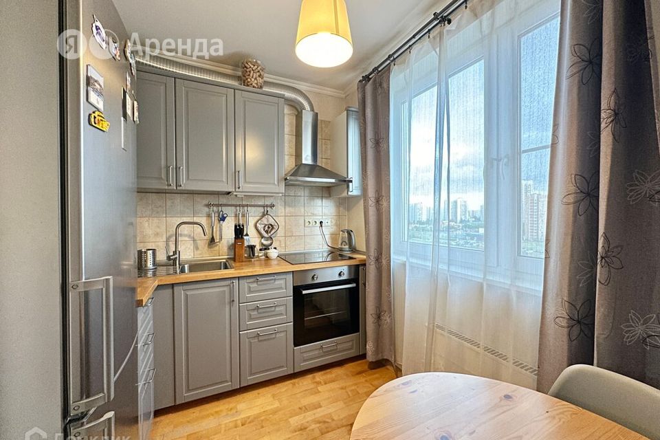 Сдаётся 1-комнатная квартира, 38 м²