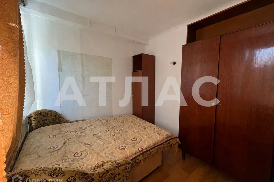 Продаётся 3-комнатная квартира, 42.5 м²