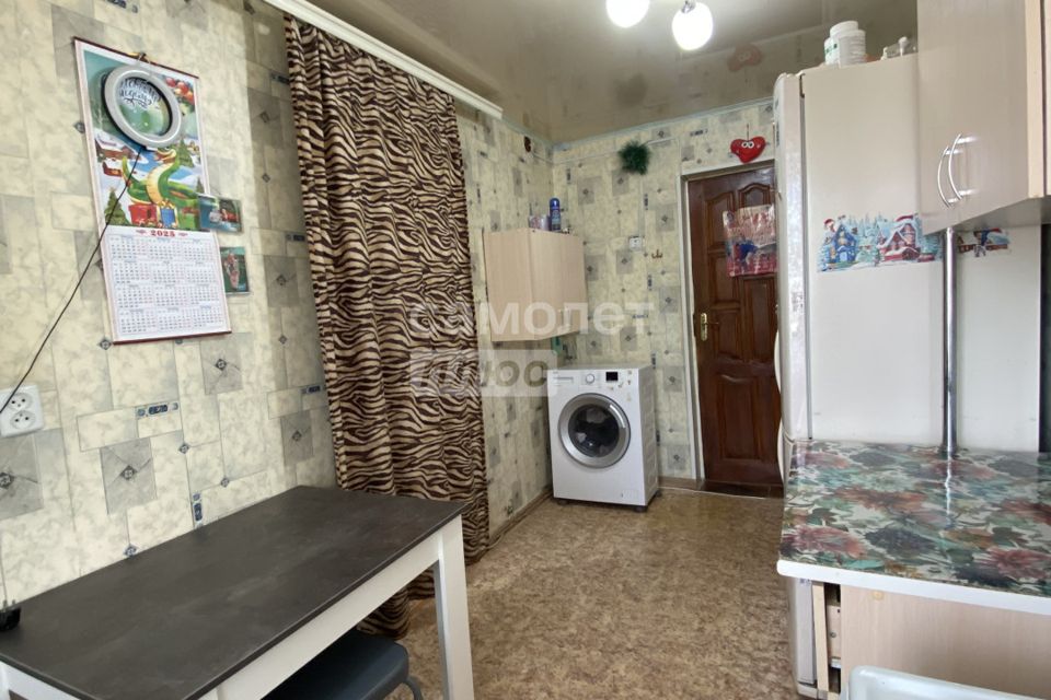Продаётся комната в 1-комн. квартире, 10 м²