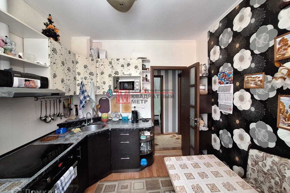 Продаётся 1-комнатная квартира, 43 м²
