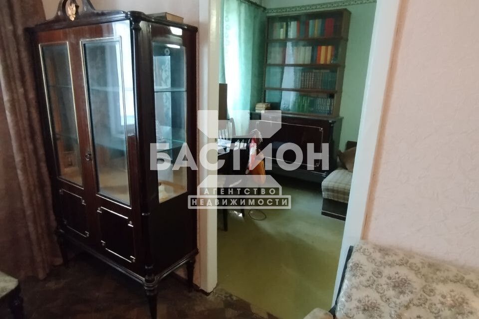 Продаётся 3-комнатная квартира, 55.8 м²