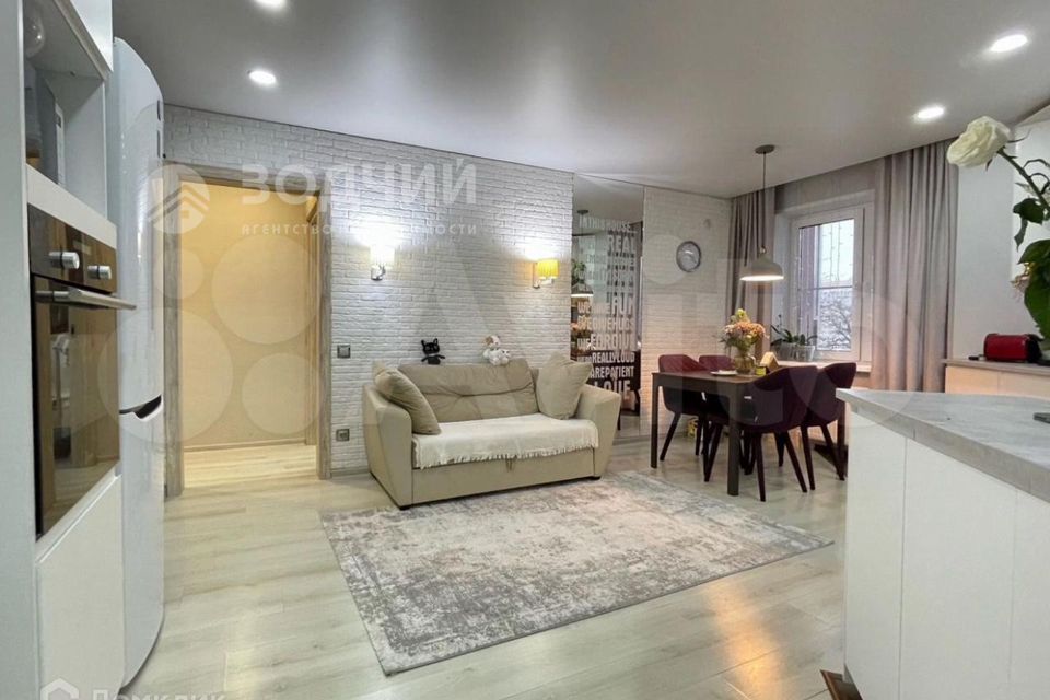 Продаётся 2-комнатная квартира, 67.4 м²