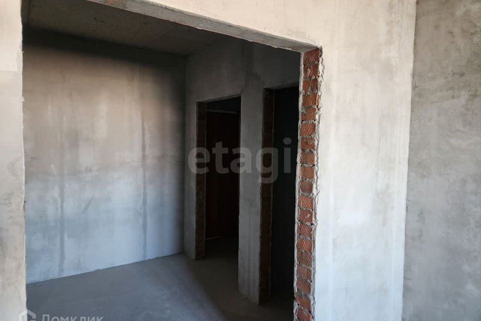 Продаётся 1-комнатная квартира, 45.4 м²