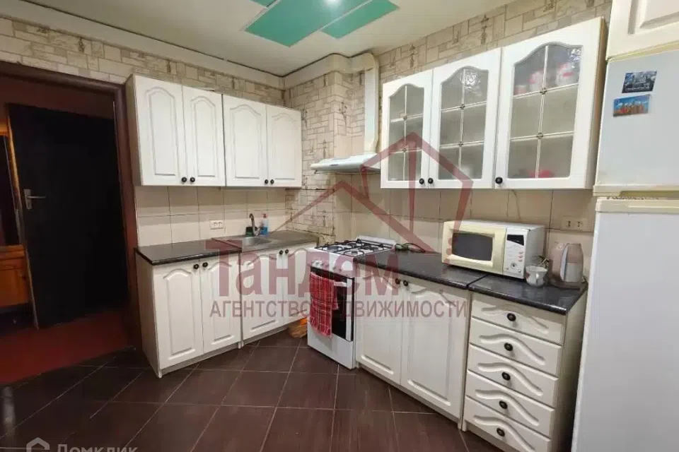 Продаётся 3-комнатная квартира, 69.6 м²