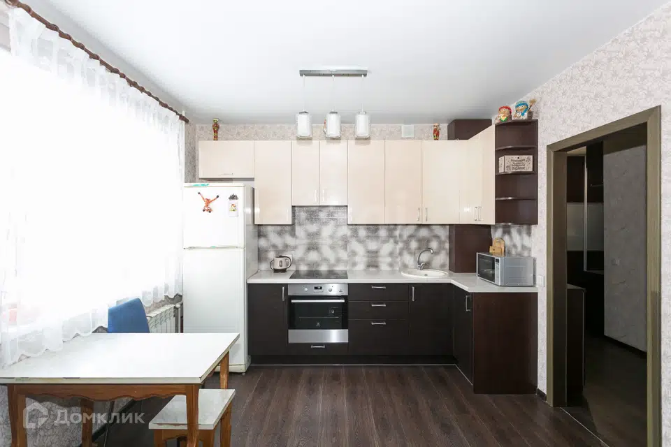Продаётся 2-комнатная квартира, 63.5 м²
