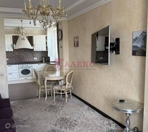 Сдаётся 3-комнатная квартира, 79 м²