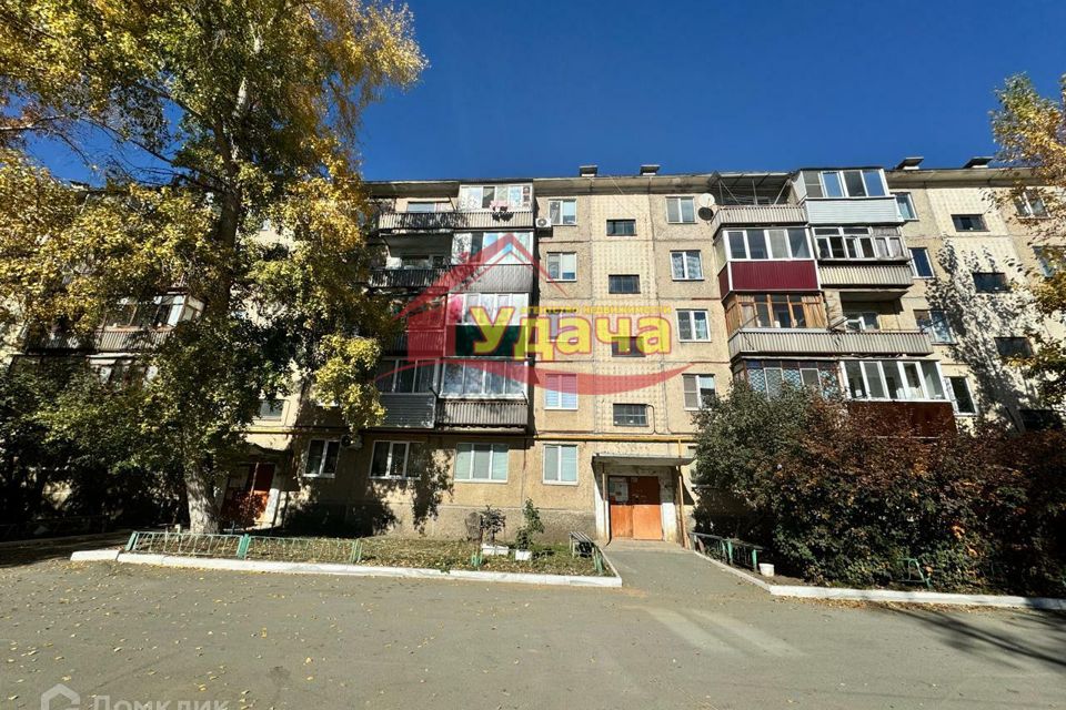 Продаётся 2-комнатная квартира, 47.6 м²
