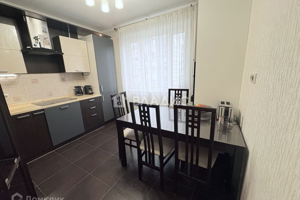 Продаётся 3-комнатная квартира, 74.2 м²