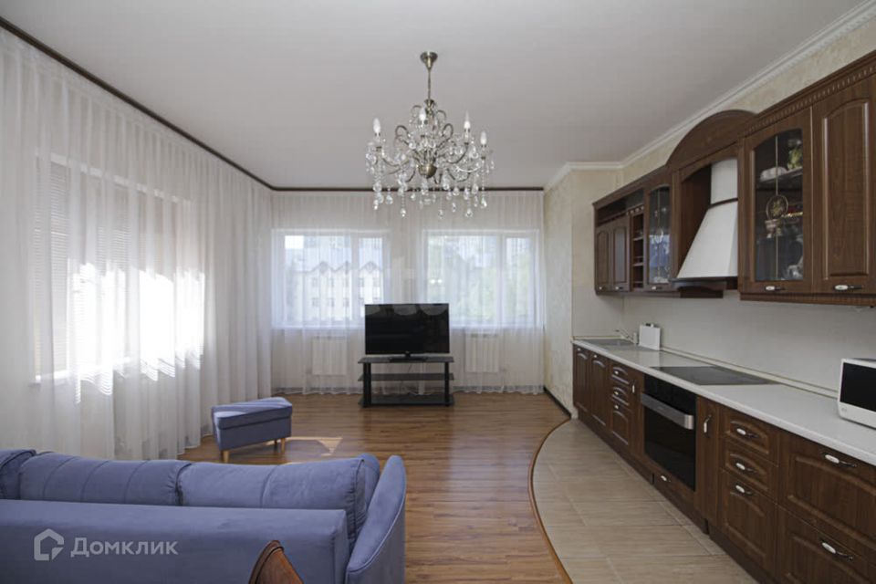 Продаётся 2-комнатная квартира, 84.4 м²