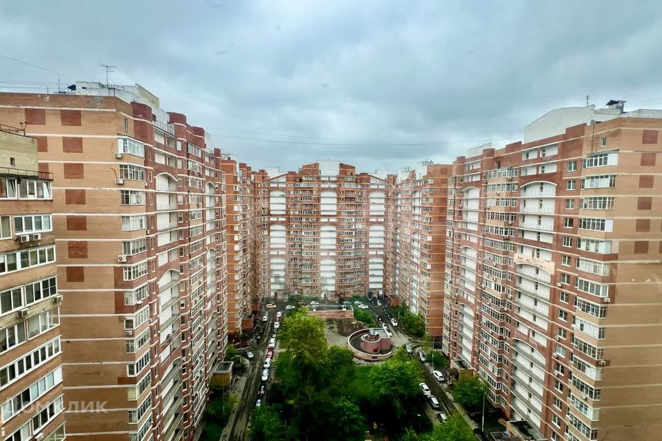 Продаётся 2-комнатная квартира, 58.5 м²