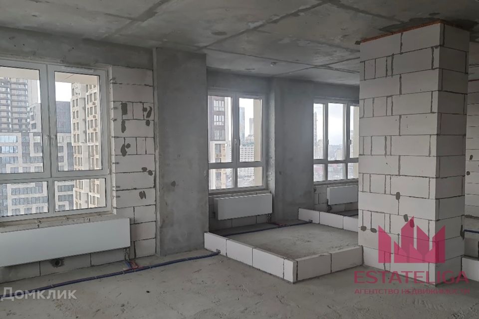 Продаётся 2-комнатная квартира, 72.4 м²