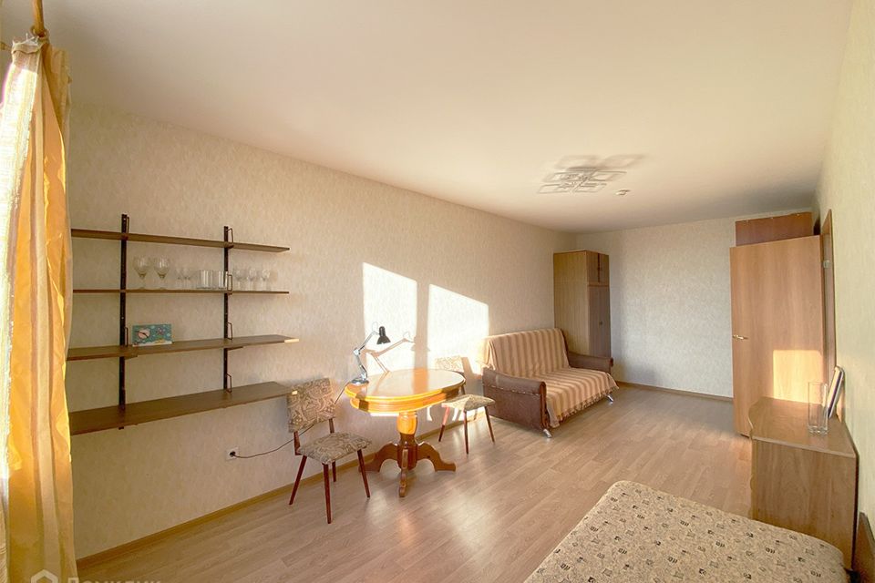 Сдаётся 1-комнатная квартира, 38 м²
