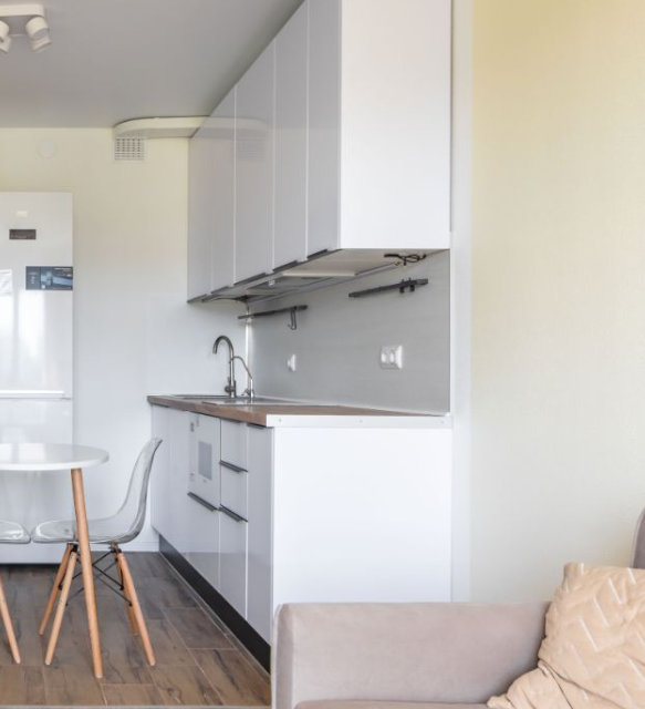 Продаётся 1-комнатная квартира, 42 м²