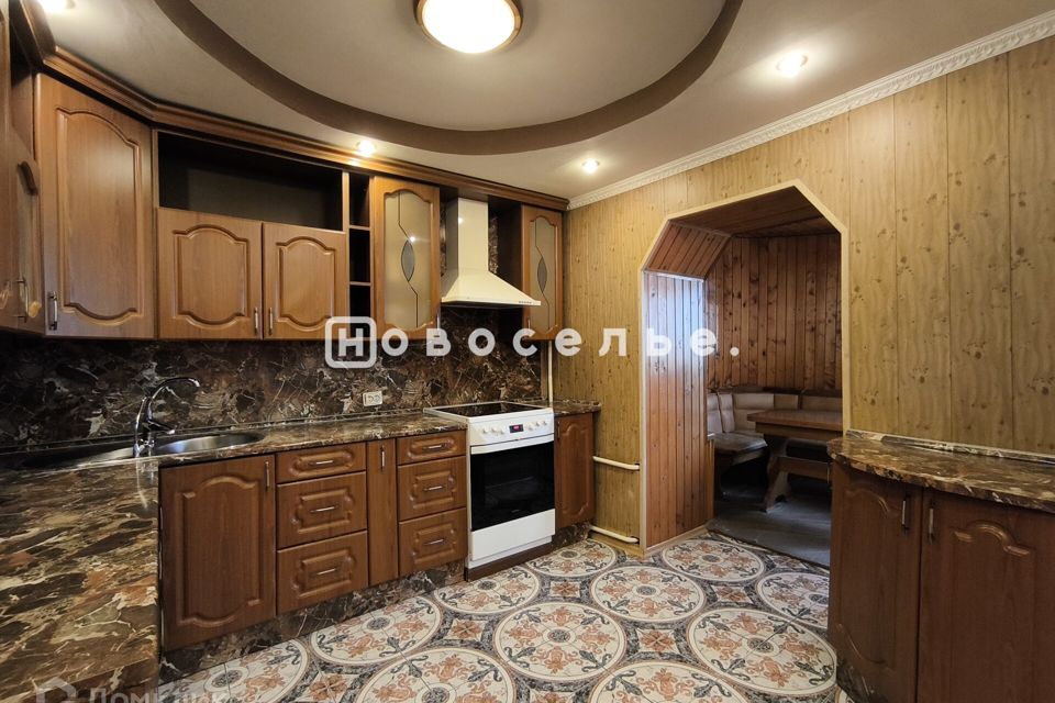 Продаётся 4-комнатная квартира, 98.2 м²