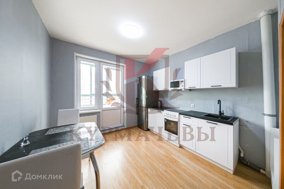Сдаётся 2-комнатная квартира, 62.3 м²