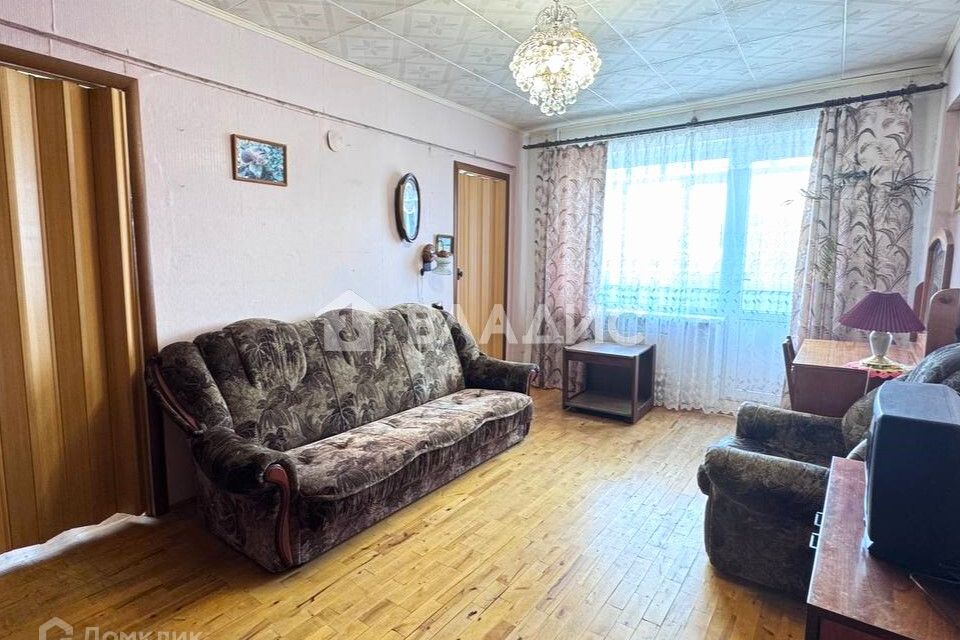 Продаётся 4-комнатная квартира, 59.5 м²