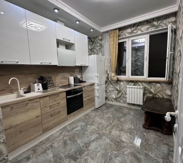 Продаётся 1-комнатная квартира, 37.5 м²