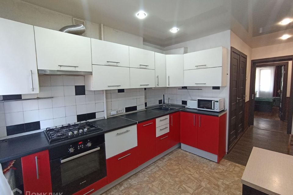 Продаётся 4-комнатная квартира, 78 м²
