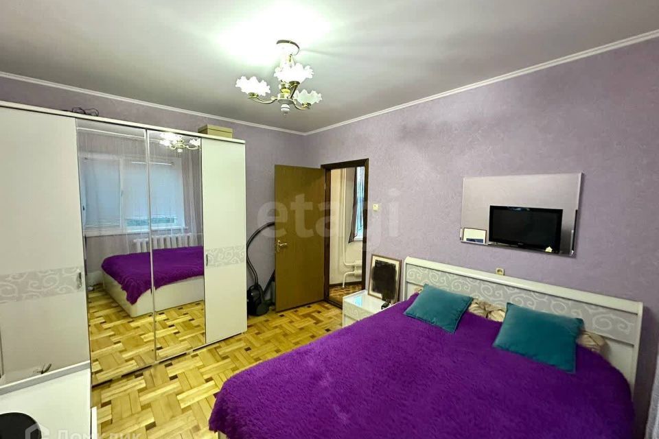 Продаётся 4-комнатная квартира, 86 м²