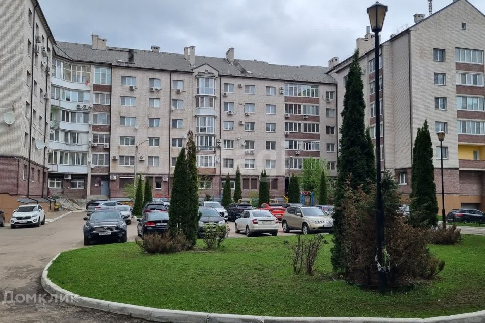 Продаётся 1-комнатная квартира, 57 м²