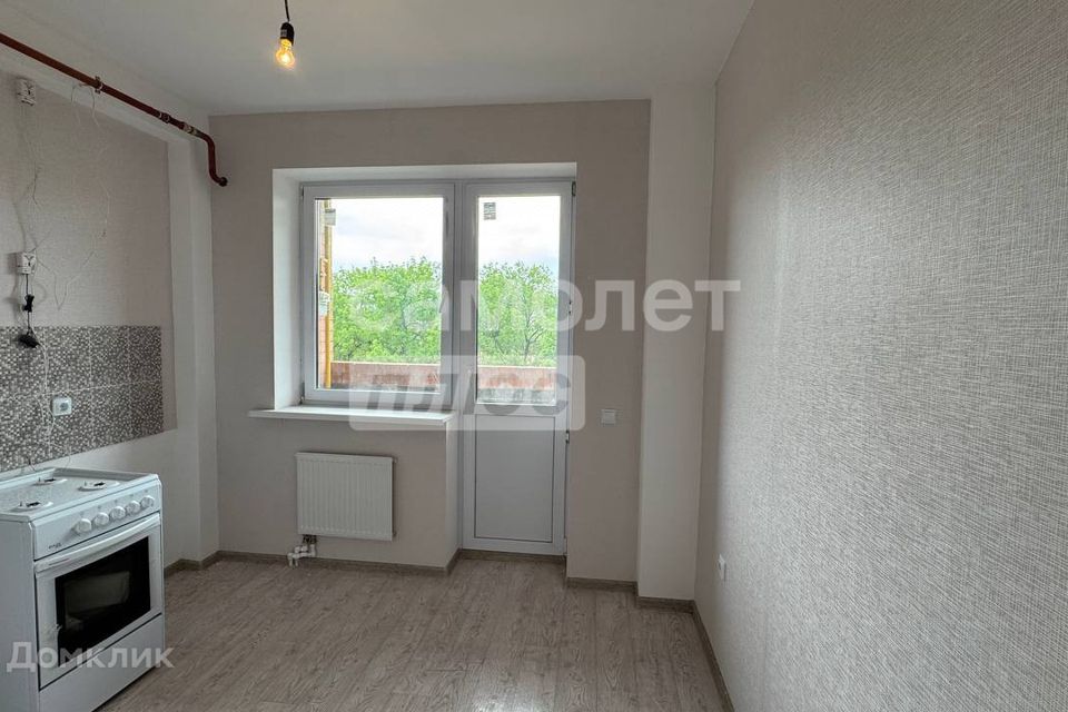 Продаётся 3-комнатная квартира, 61.3 м²