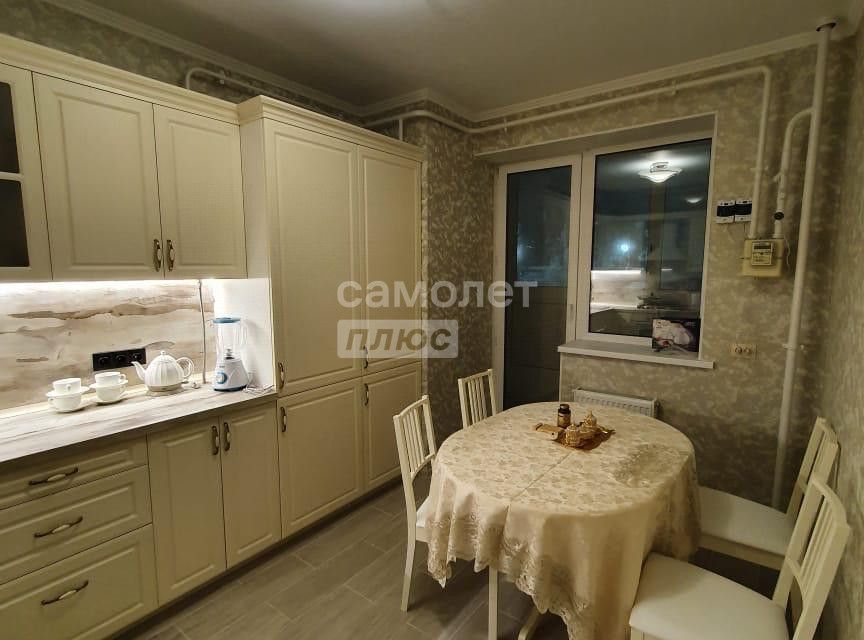 Продаётся 1-комнатная квартира, 40 м²
