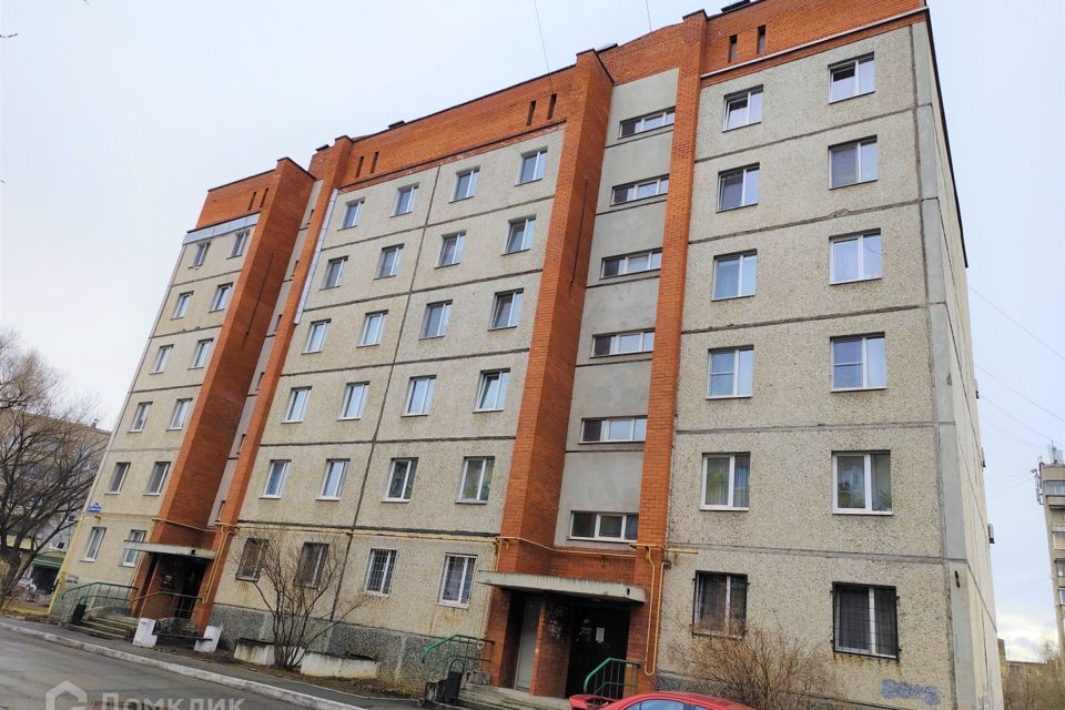 Продаётся 1-комнатная квартира, 49.9 м²