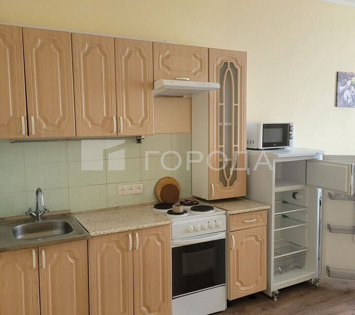 Сдаётся 3-комнатная квартира, 113 м²