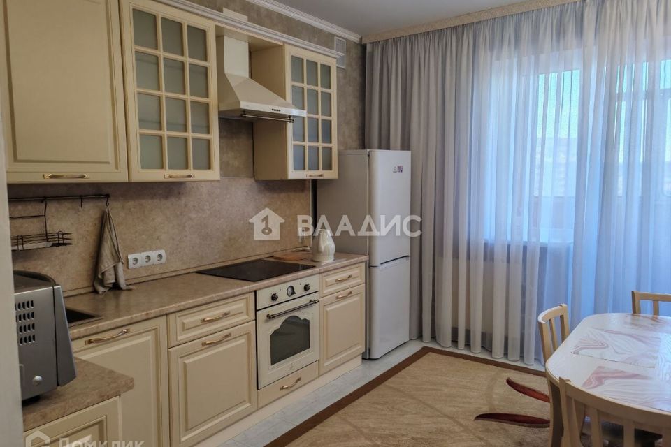 Продаётся 3-комнатная квартира, 92 м²