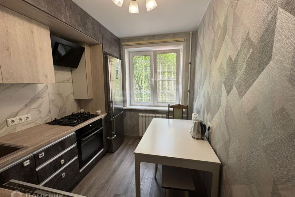 Продаётся 4-комнатная квартира, 79.7 м²