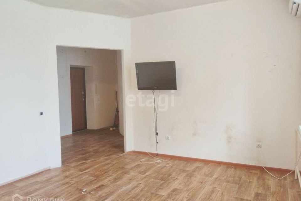 Продаётся 1-комнатная квартира, 41.2 м²