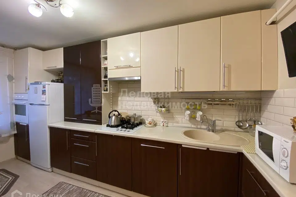 Продаётся 2-комнатная квартира, 68.4 м²