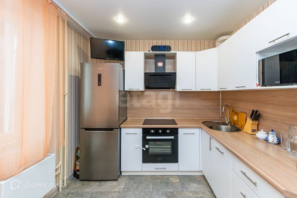 Продаётся 2-комнатная квартира, 62.8 м²