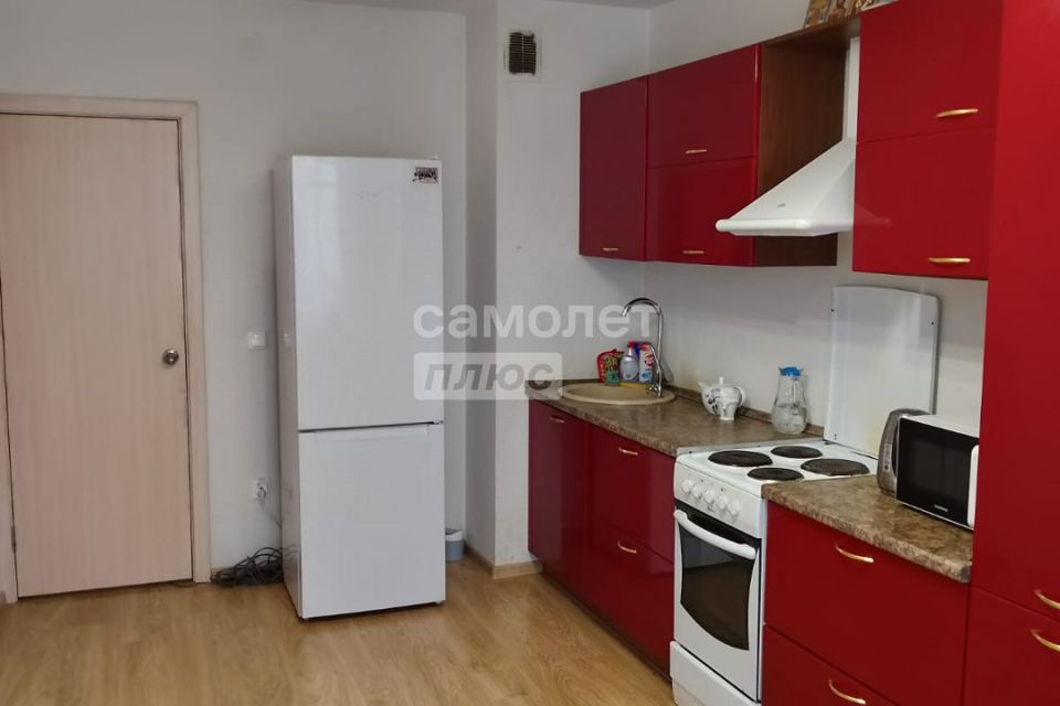 Продаётся 1-комнатная квартира, 46.7 м²
