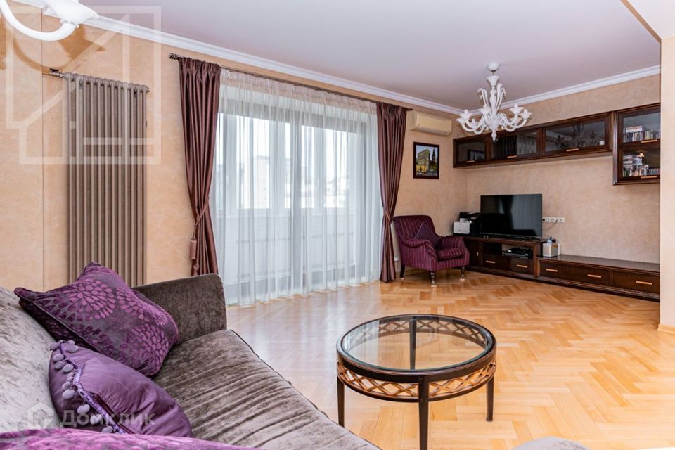 Сдаётся 3-комнатная квартира, 110 м²