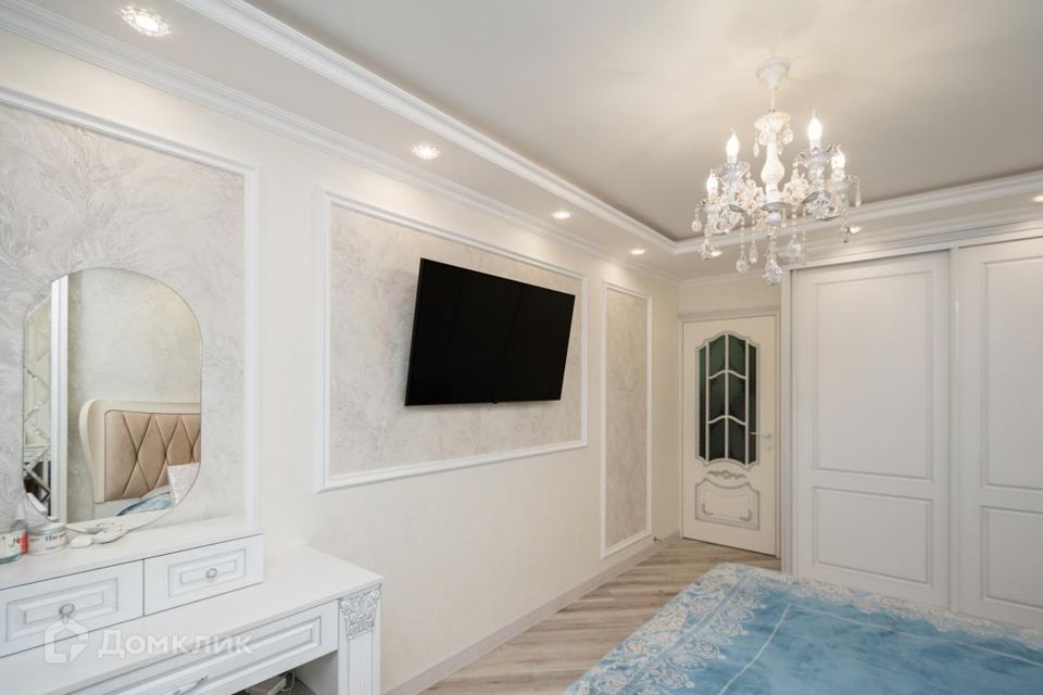 Продаётся 2-комнатная квартира, 76.2 м²