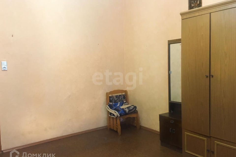 Продаётся комната в 1-комн. квартире, 22 м²