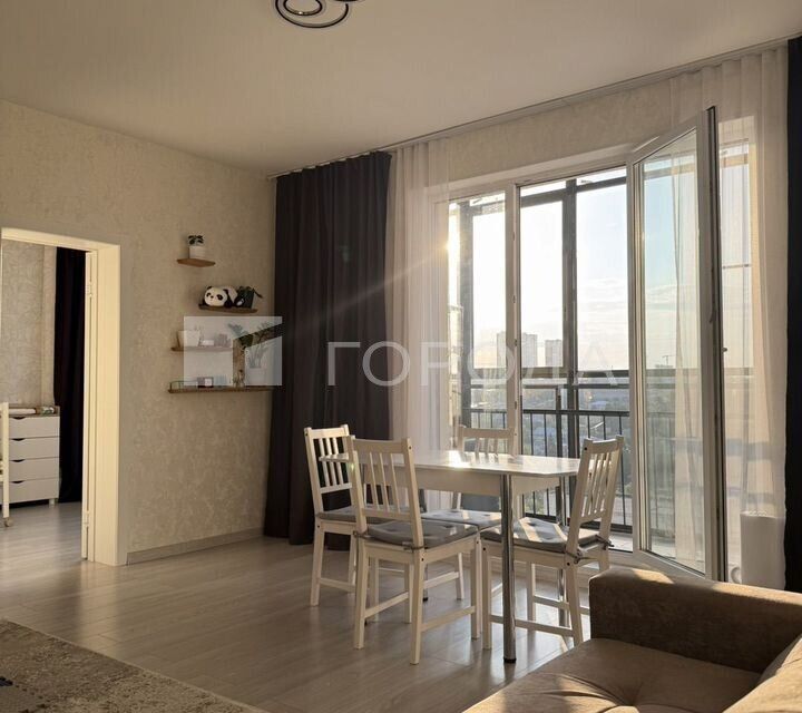Продаётся 2-комнатная квартира, 65 м²