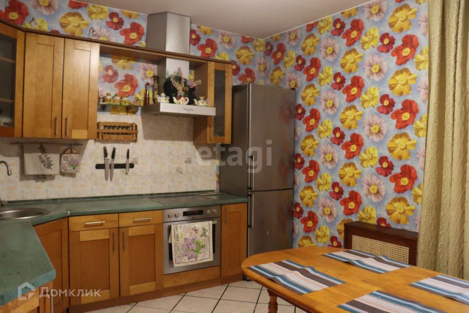 Продаётся 4-комнатная квартира, 111.6 м²