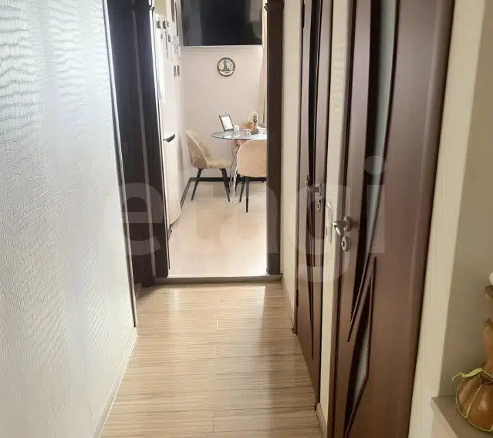 Продаётся 2-комнатная квартира, 53 м²