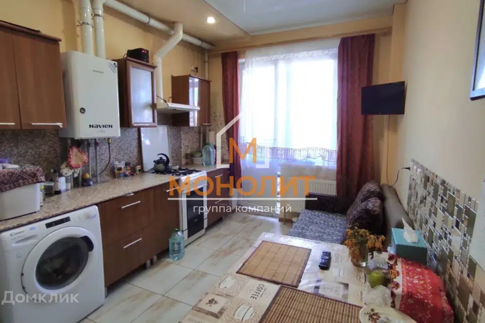 Продаётся 1-комнатная квартира, 42.5 м²