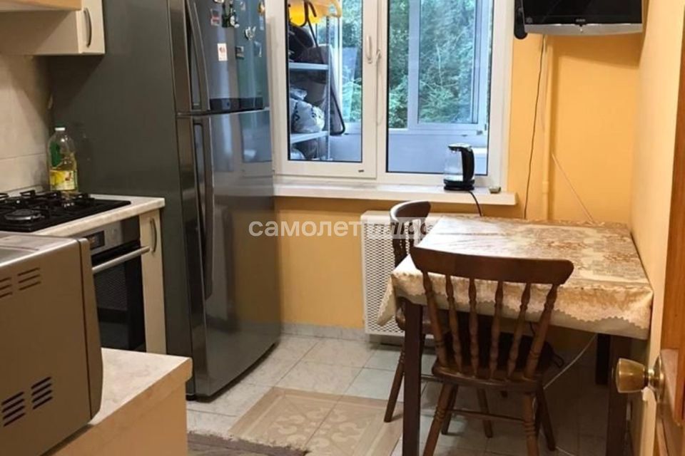 Продаётся 3-комнатная квартира, 61.6 м²
