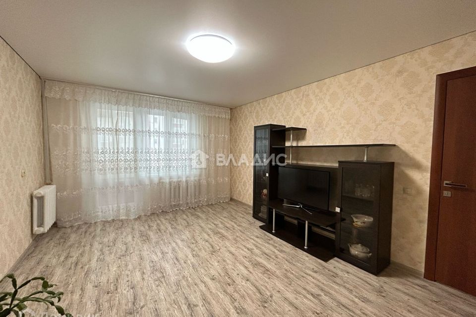 Продаётся 3-комнатная квартира, 58.2 м²