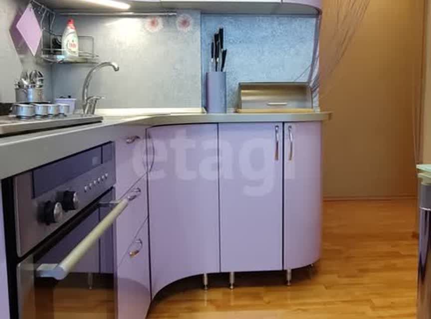 Продаётся 3-комнатная квартира, 67.4 м²