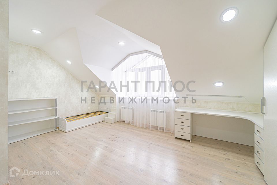 Продаётся 2-комнатная квартира, 82.3 м²
